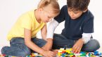 Patrunde in lumea jucariilor LEGO si afla cum sunt realizate!