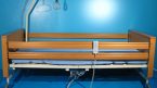 Pat medical electric cu telecomanda cu 3 sectiuni